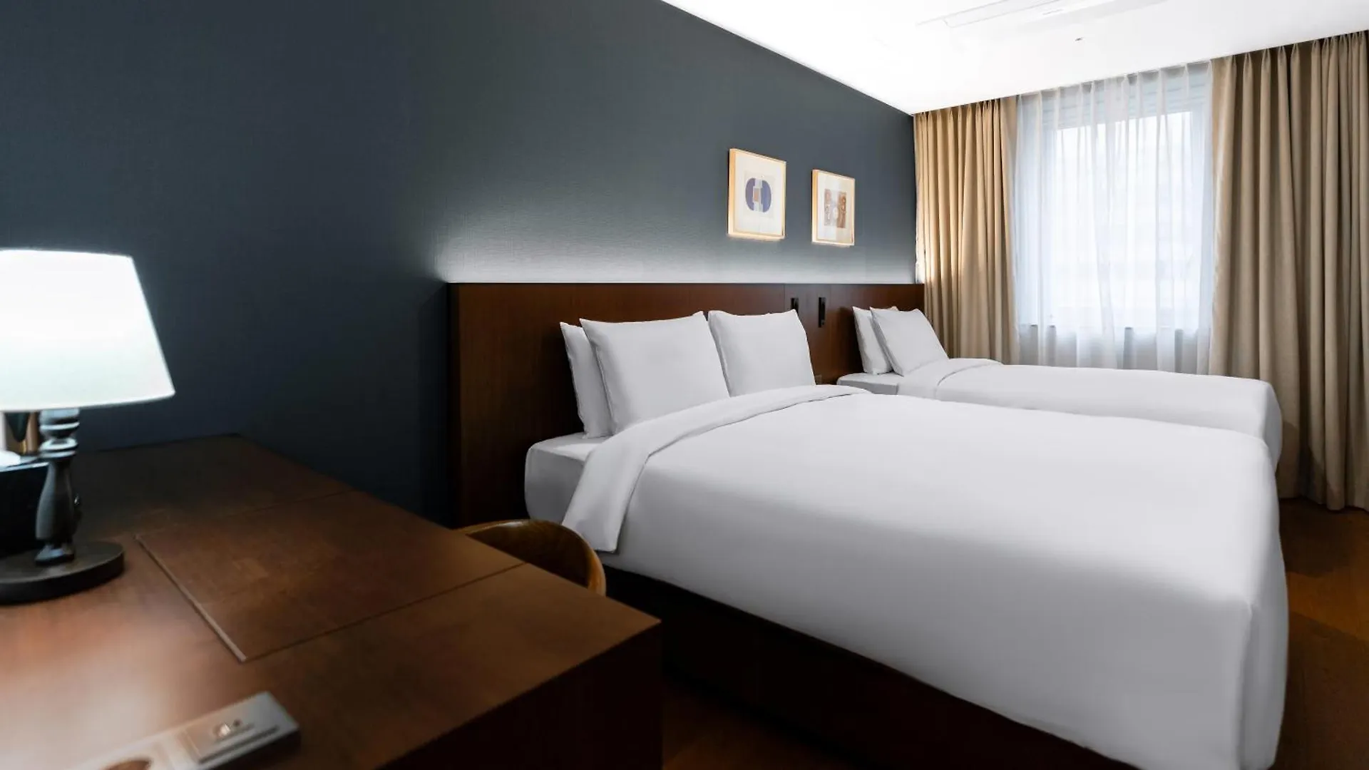 The Prima Hotel Jongno Seoul