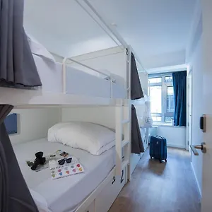 Room00 Португалия